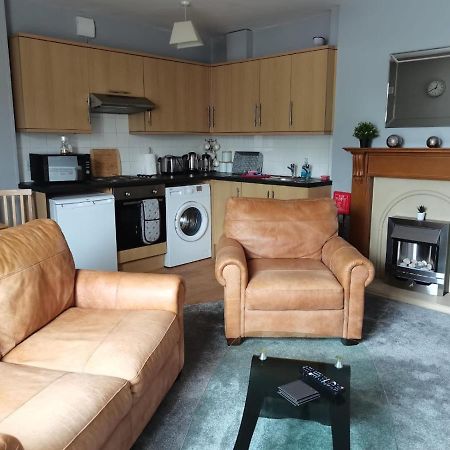 Gwynedd House Flat 1 Lägenhet Pentraeth Exteriör bild